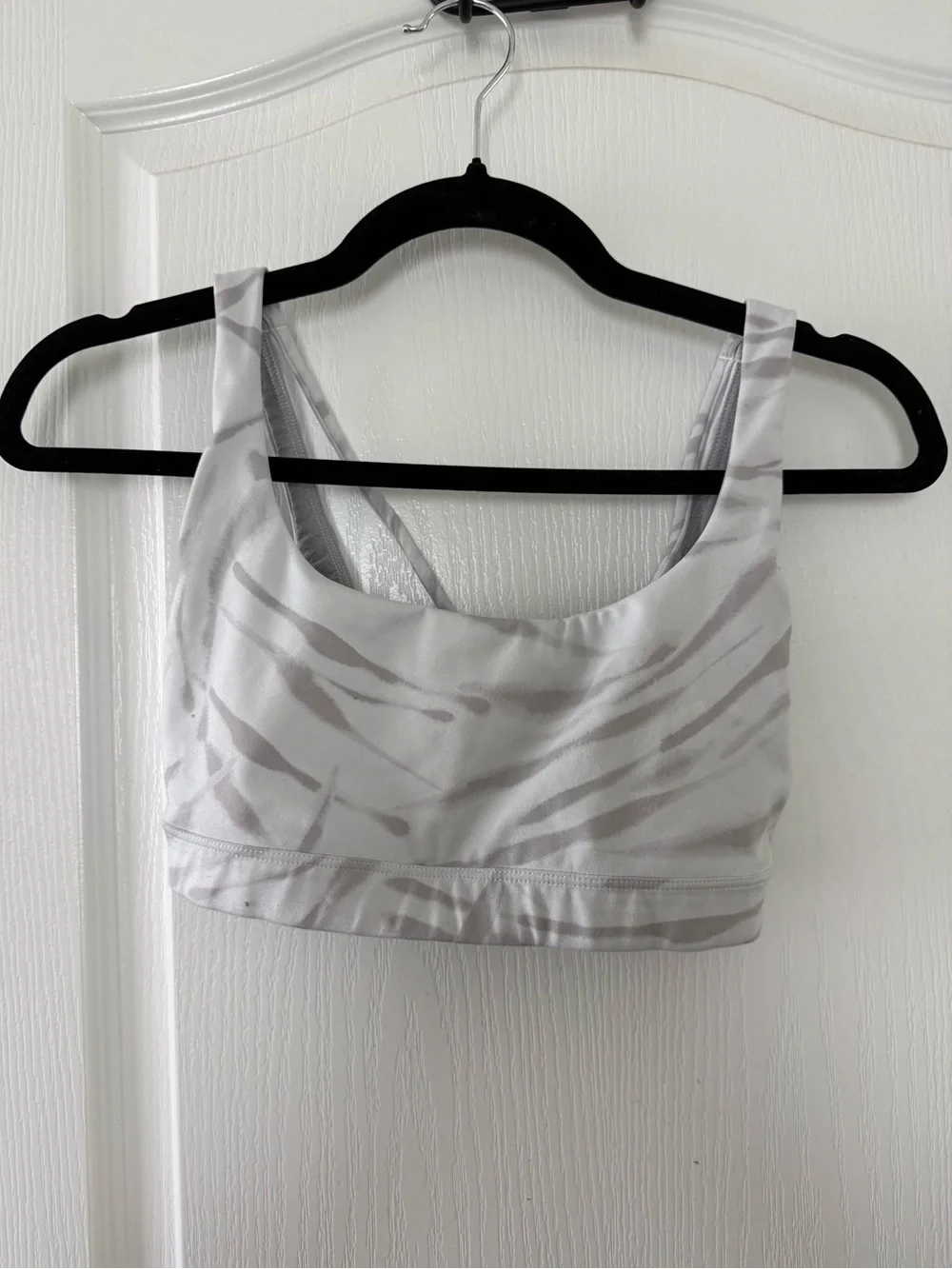 Athleta White & Light Gray Patterned Sports Bra
